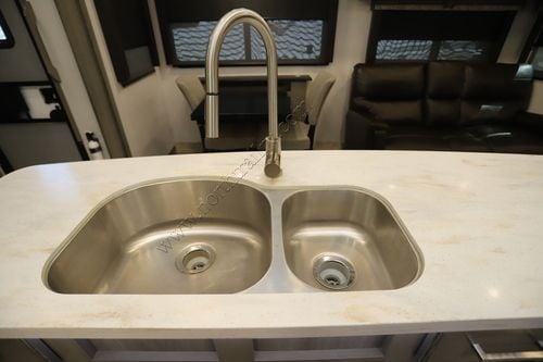 2021 Keystone Montana 3781RL