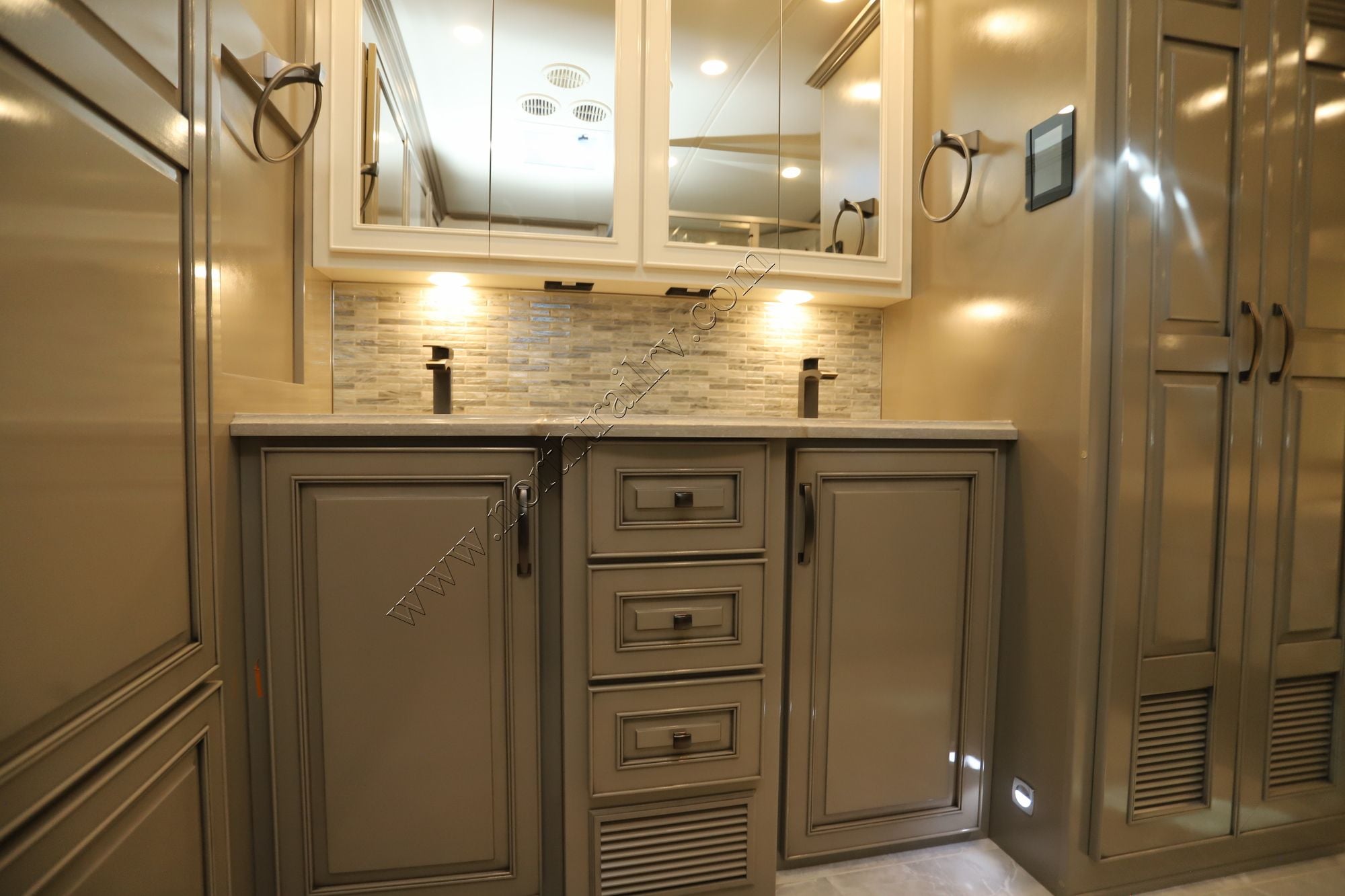 New 2026 Newmar Dutch Star 4369 Class A  For Sale