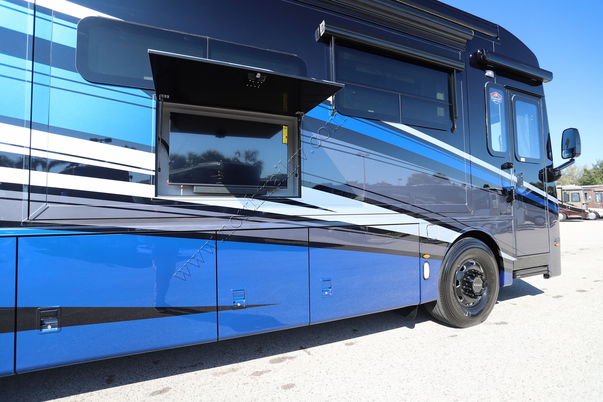 New 2026 Newmar Dutch Star 4369 Class A  For Sale