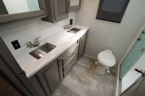 2021 Keystone Montana 3781RL