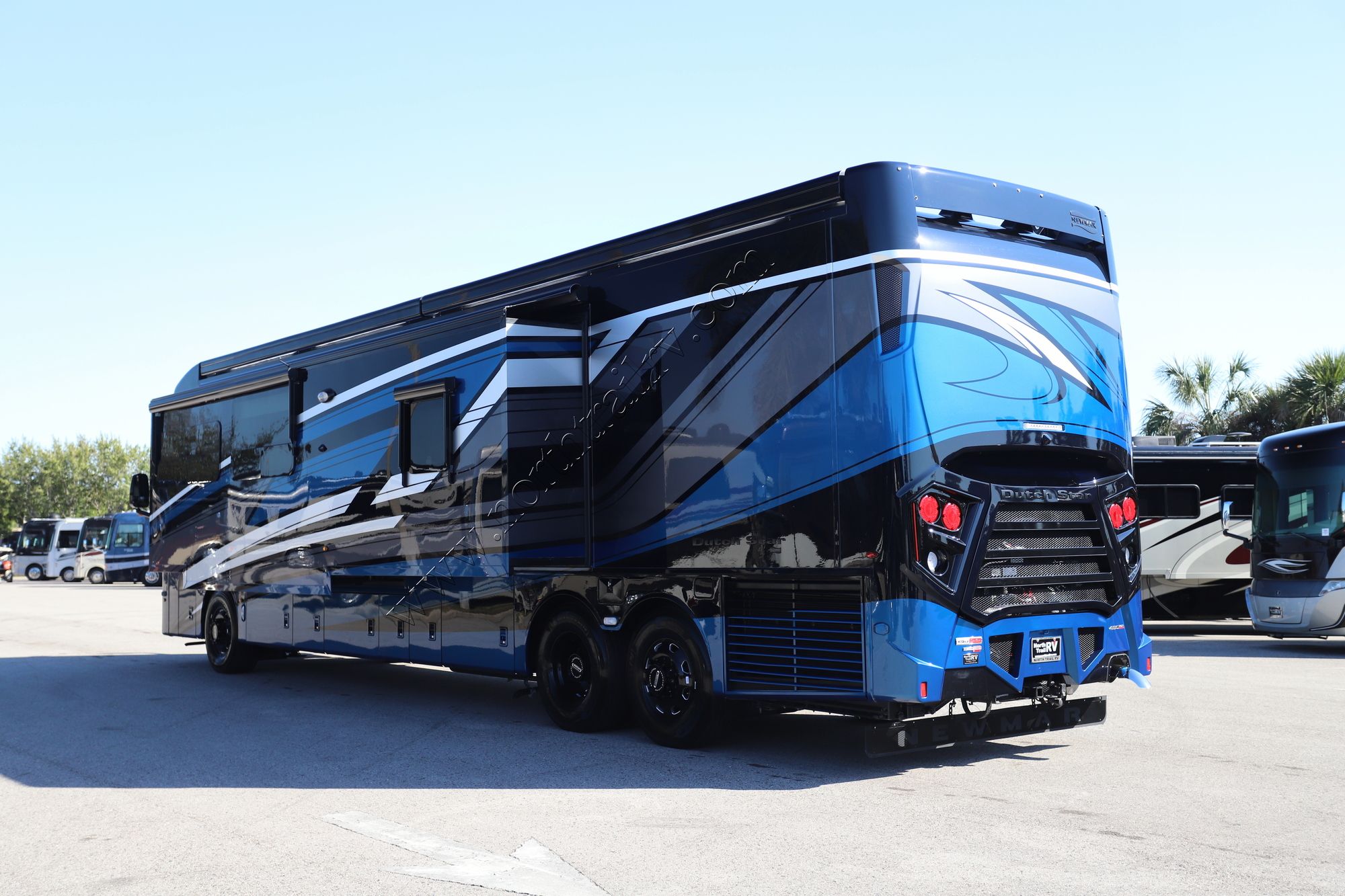 New 2026 Newmar Dutch Star 4369 Class A  For Sale