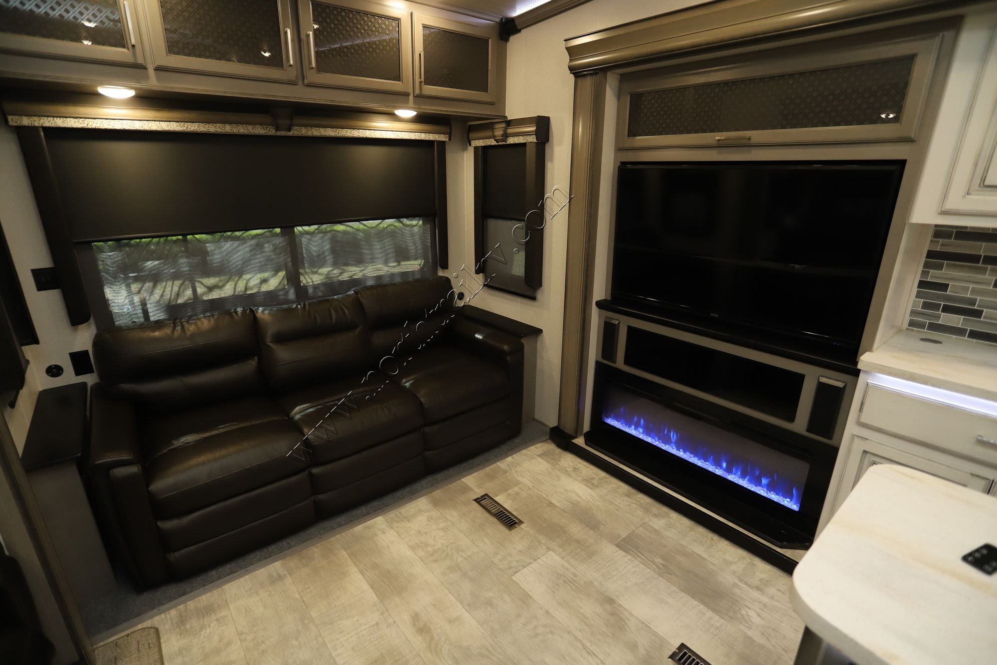 Used 2021 Keystone Montana 3781RL Fifth Wheel  For Sale