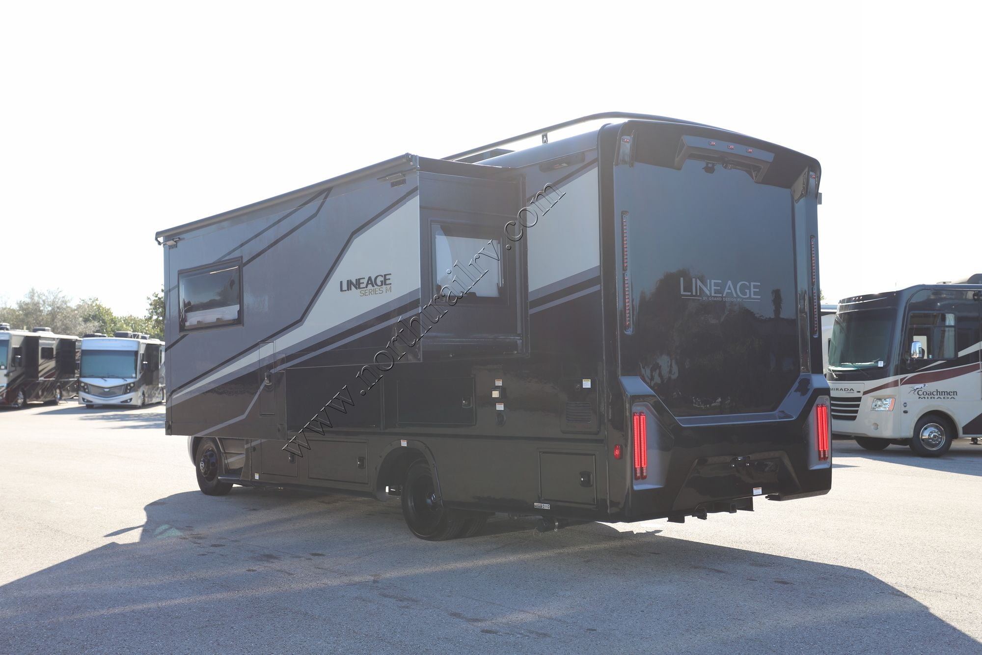 Used 2025 Grand Design Lineage 25FW Class C  For Sale