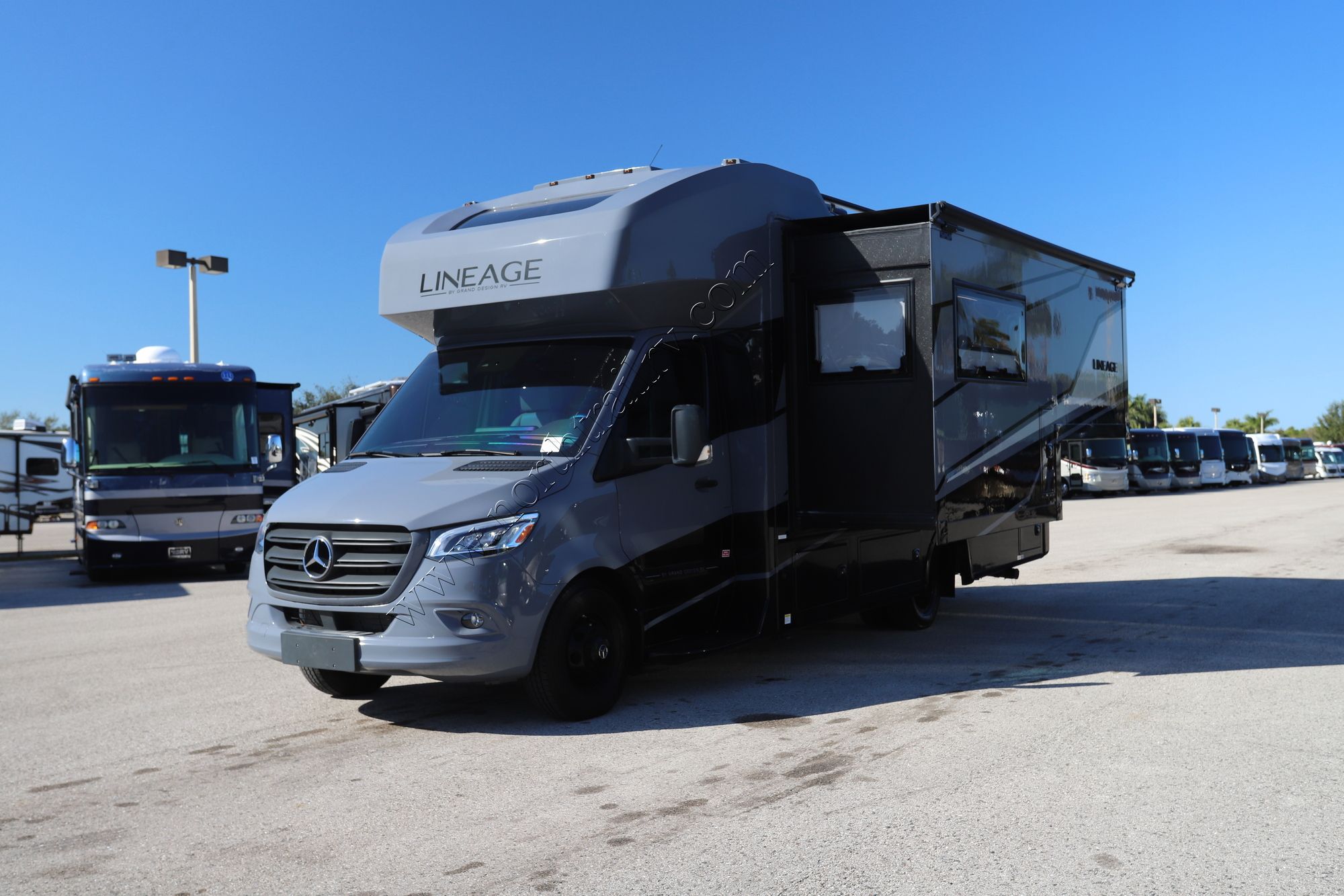Used 2025 Grand Design Lineage 25FW Class C  For Sale