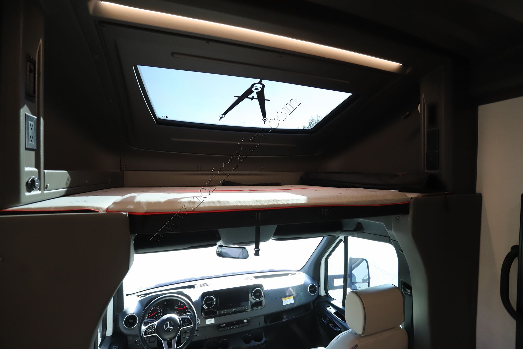 Used 2025 Grand Design Lineage 25FW Class C  For Sale