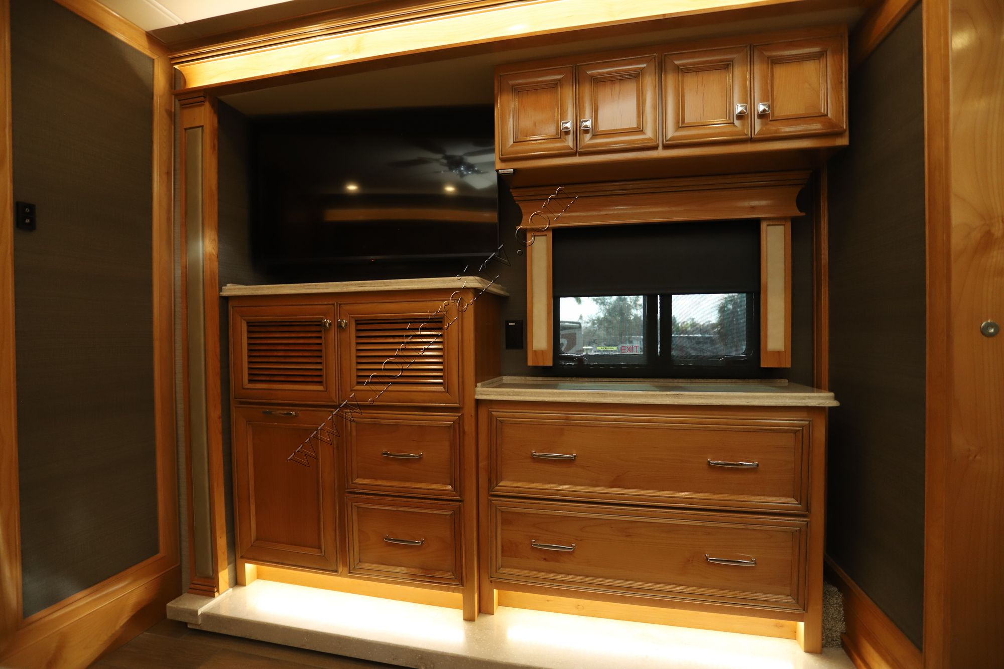 Used 2022 Tiffin Motor Homes Phaeton 40IH Class A  For Sale