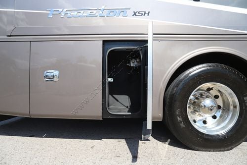 2022 Tiffin Motor Homes Phaeton 40IH