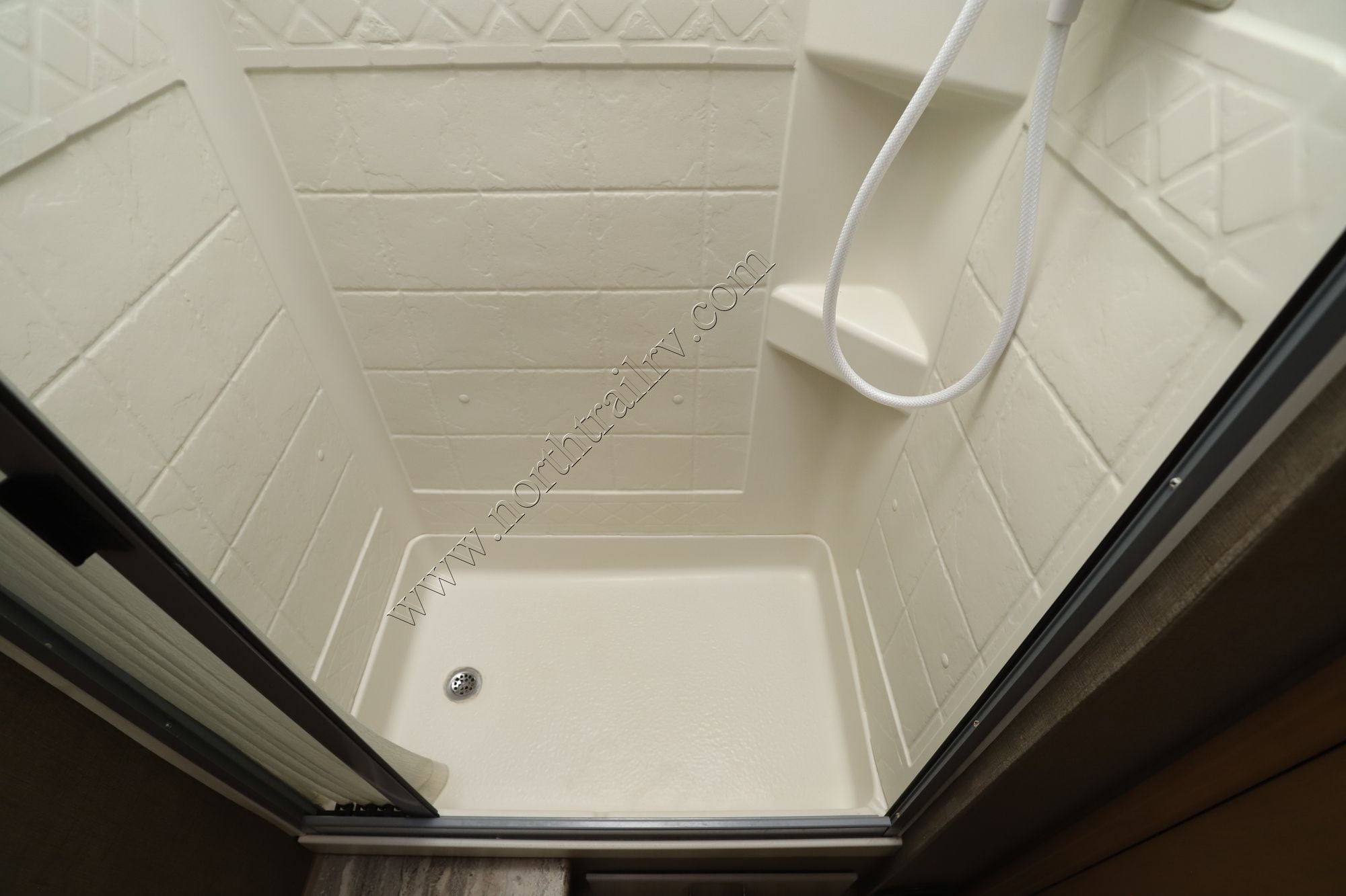 Used 2017 Thor Ace 29.2 Class A  For Sale