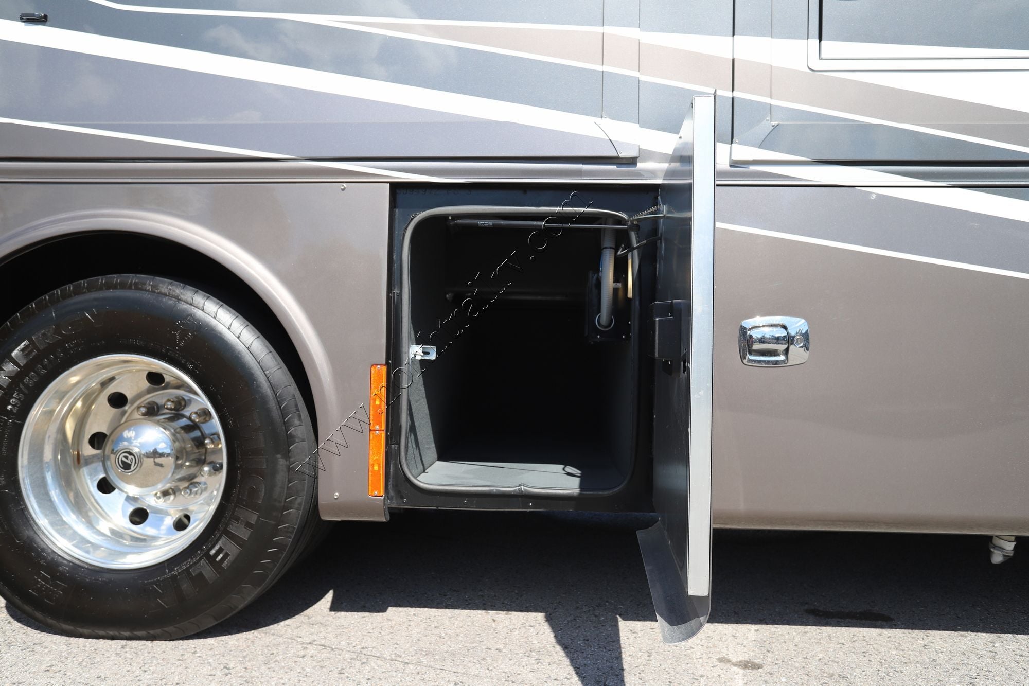 Used 2022 Tiffin Motor Homes Phaeton 40IH Class A  For Sale