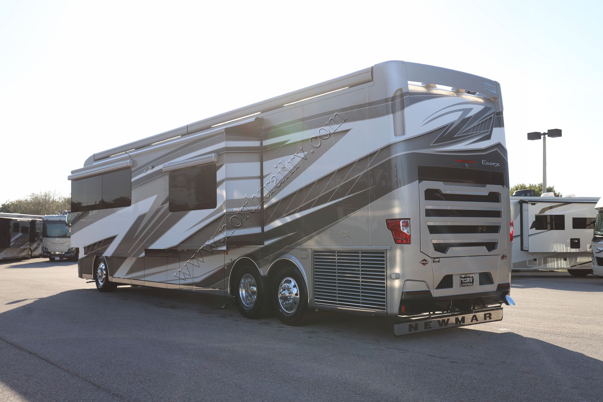 New 2026 Newmar Essex 4551 Class A  For Sale