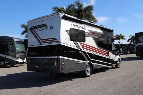 2023 Thor Compass 24KB