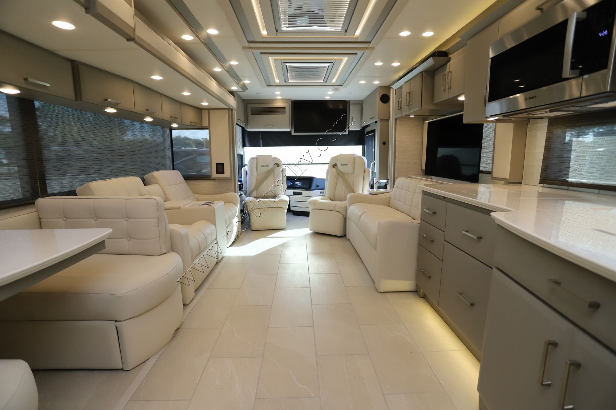 New 2026 Newmar Essex 4551 Class A  For Sale