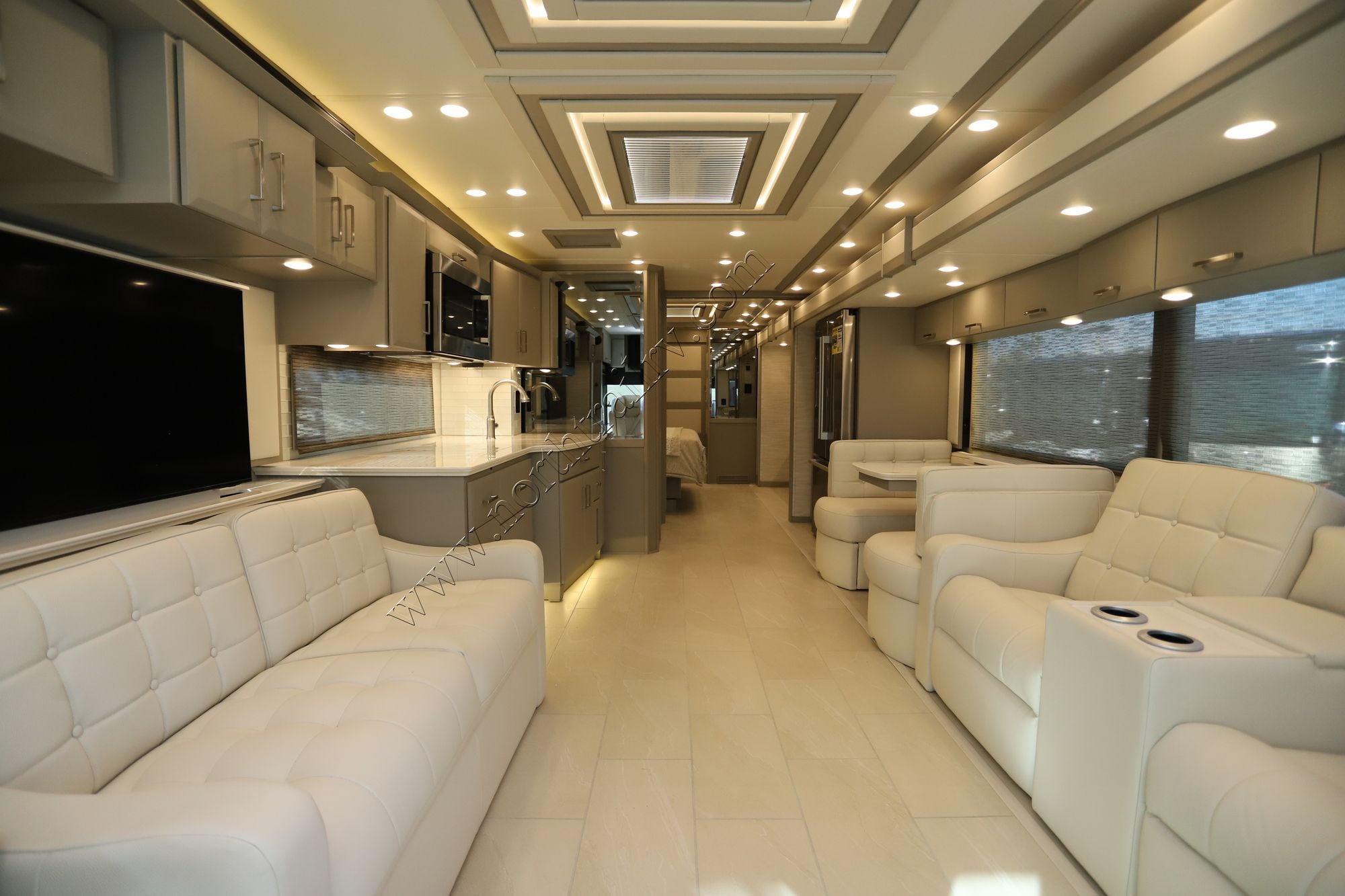 New 2026 Newmar Essex 4551 Class A  For Sale