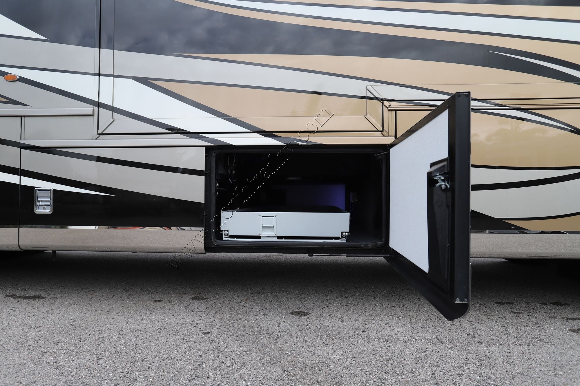 Used 2022 Newmar Dutch Star 4020 Class A  For Sale