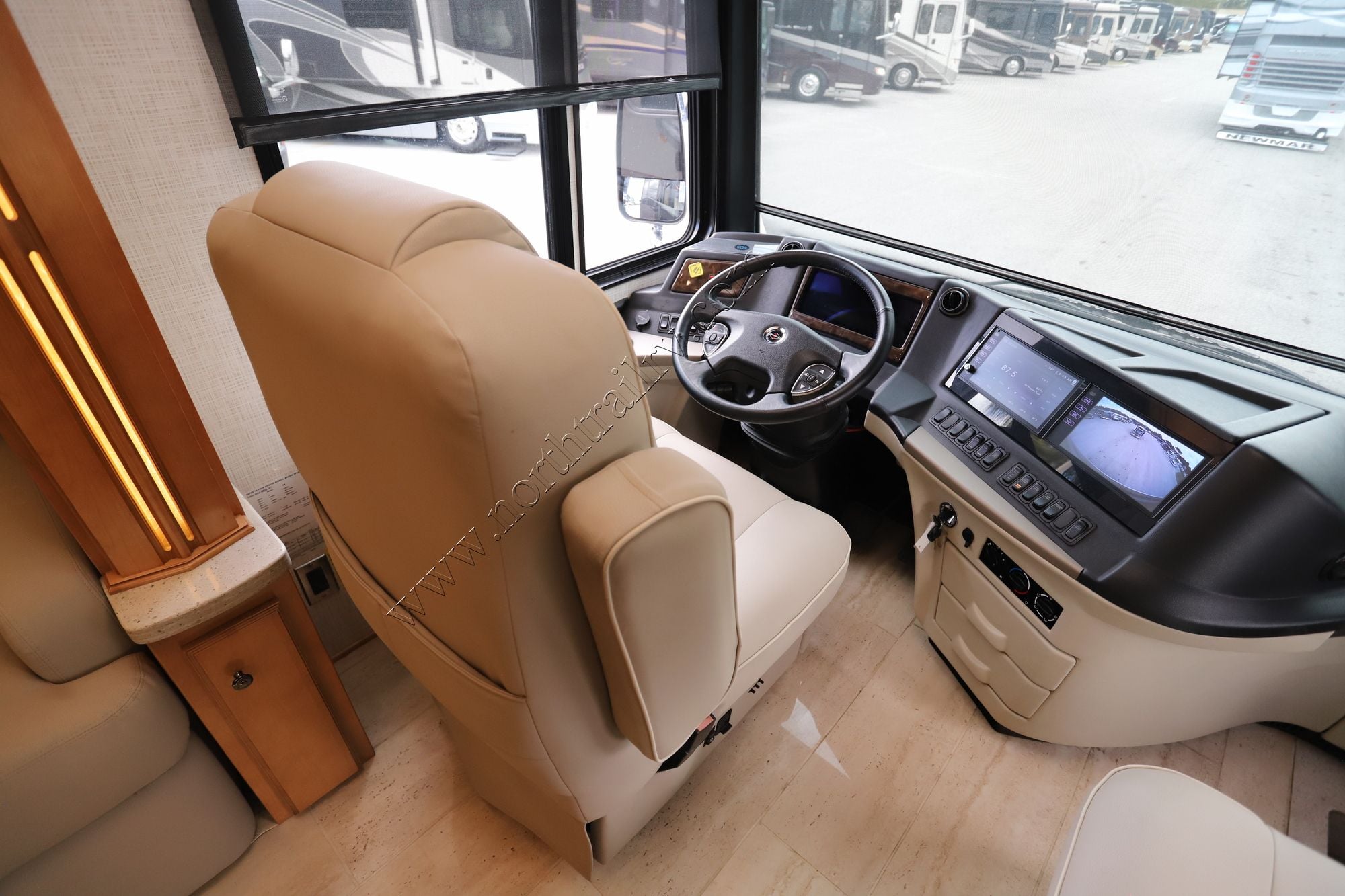 Used 2022 Newmar Dutch Star 4020 Class A  For Sale