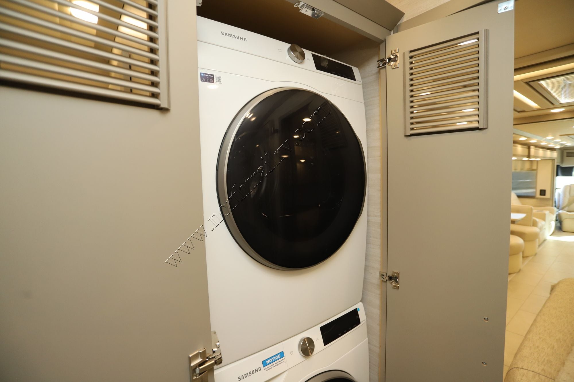 New 2026 Newmar Essex 4551 Class A  For Sale