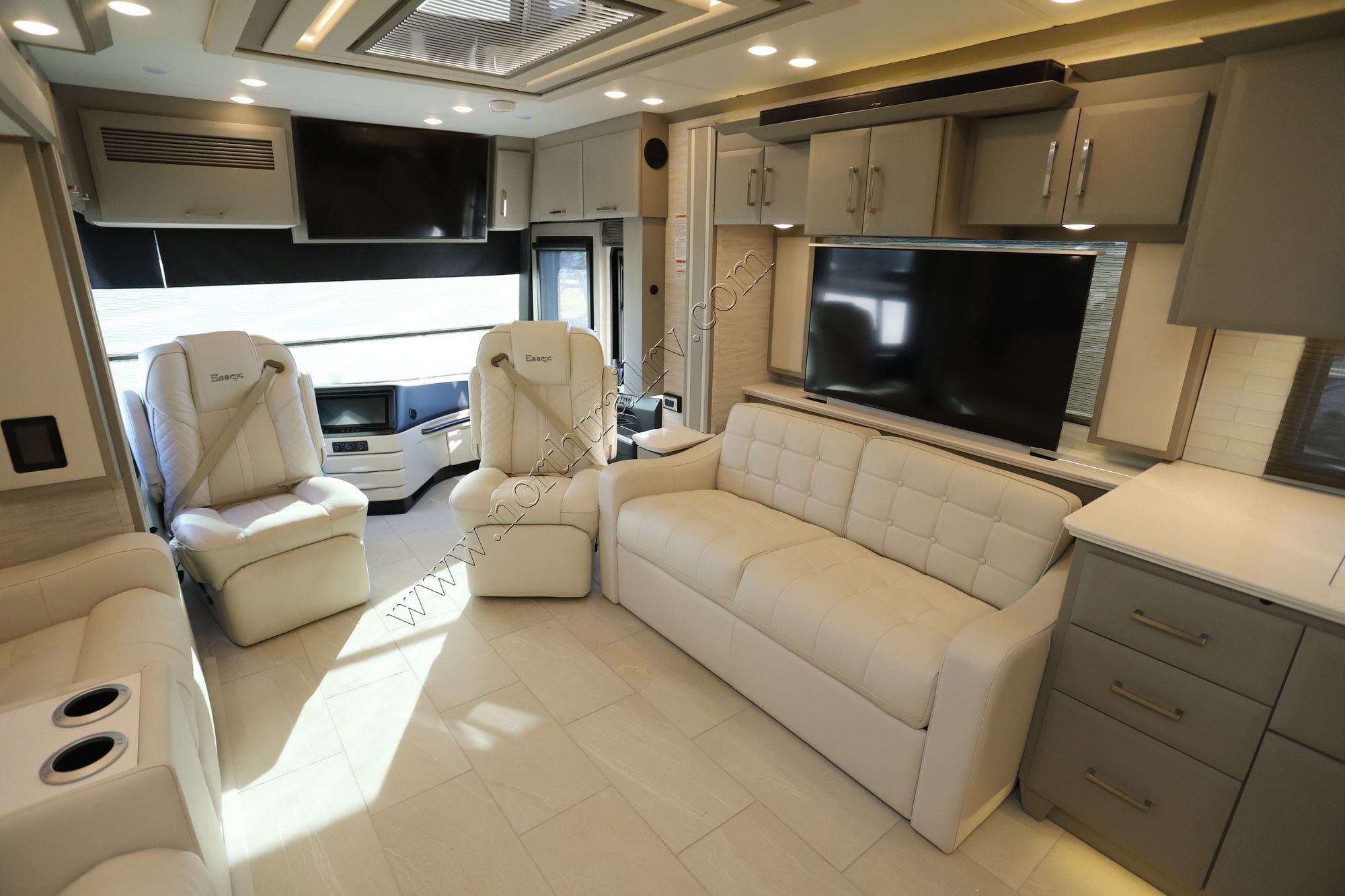New 2026 Newmar Essex 4551 Class A  For Sale