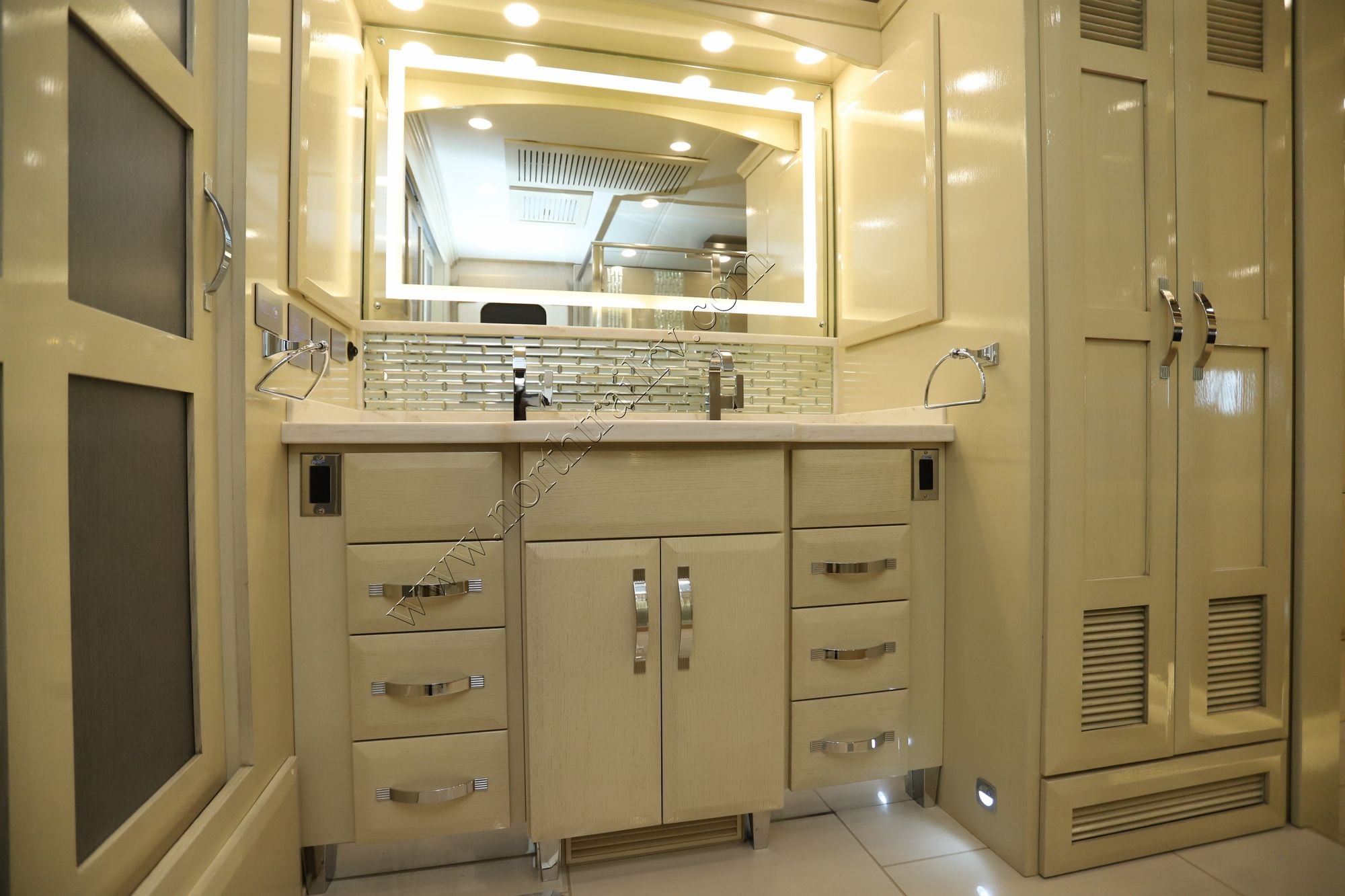 Used 2019 Newmar King Aire 4531 Class A  For Sale