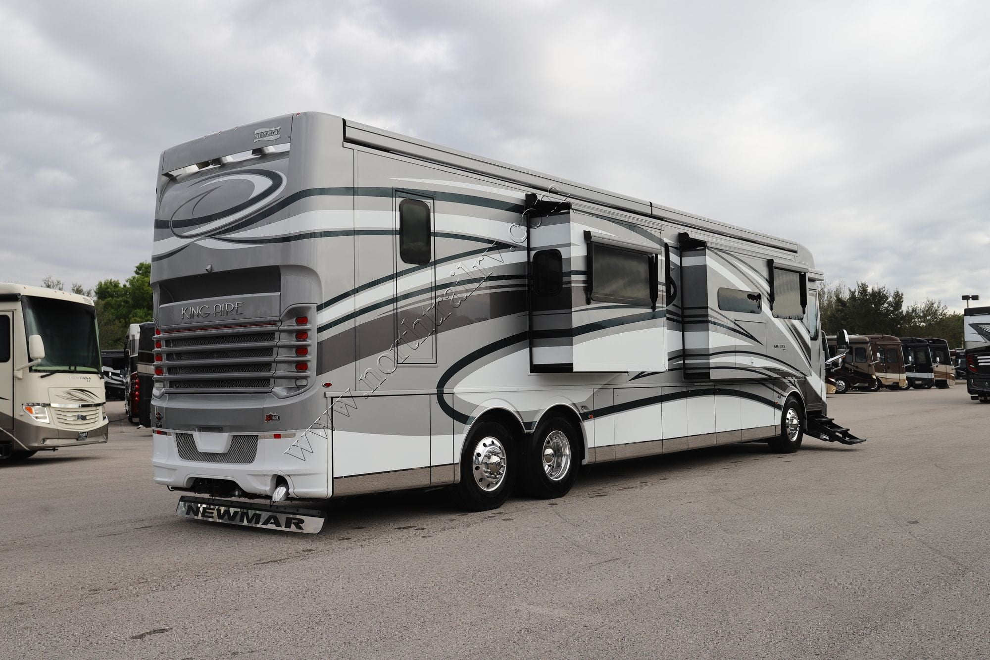 Used 2019 Newmar King Aire 4531 Class A  For Sale