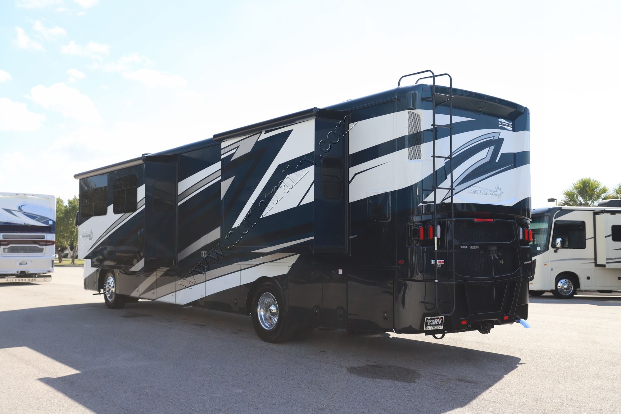 New 2026 Newmar Northern Star 4011 Class A  For Sale