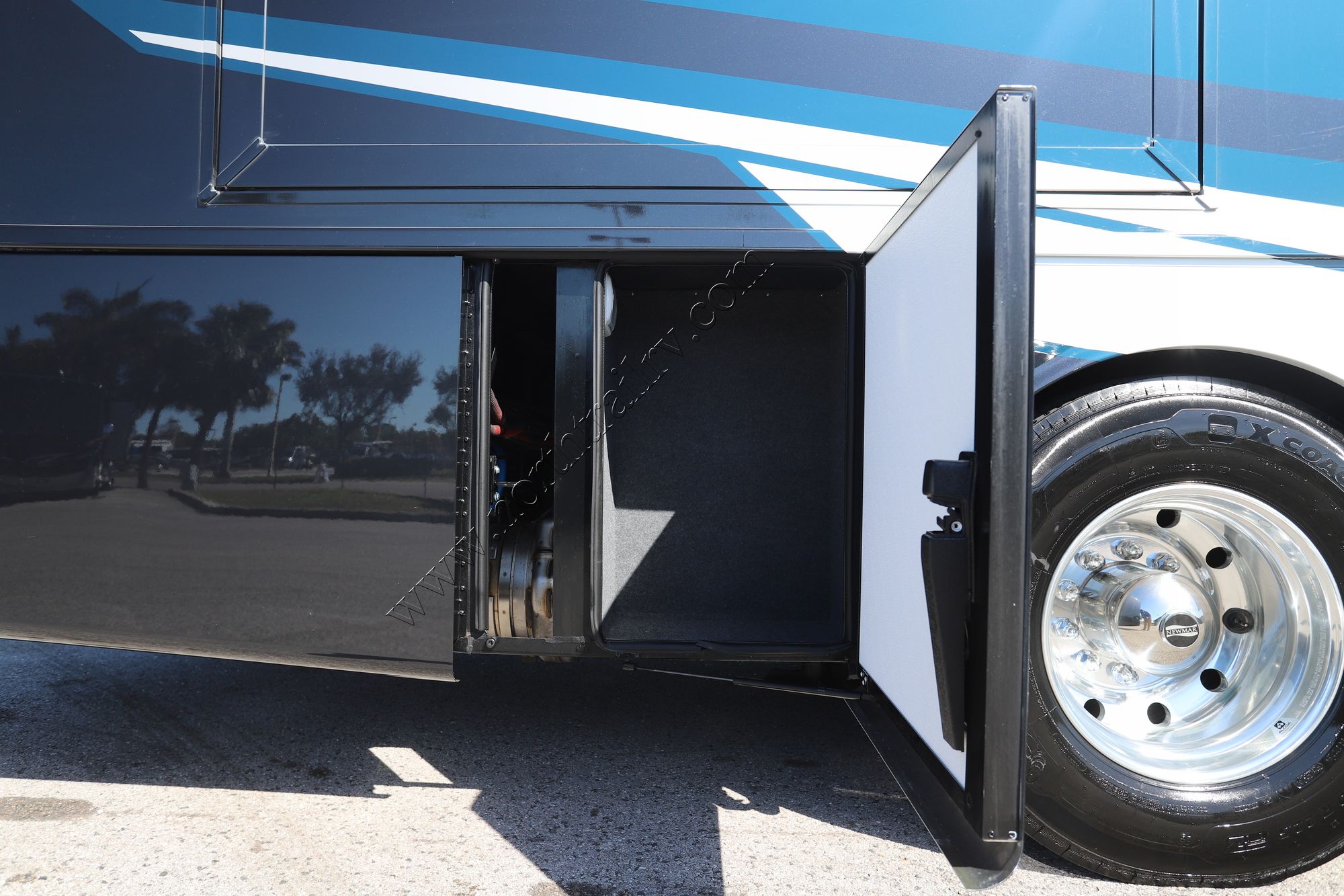 New 2026 Newmar Northern Star 4011 Class A  For Sale