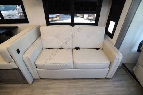 2024 Coachmen Pursuit 31ES