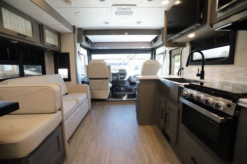 2024 Coachmen Pursuit 31ES