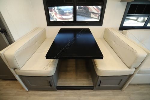 2024 Coachmen Pursuit 31ES