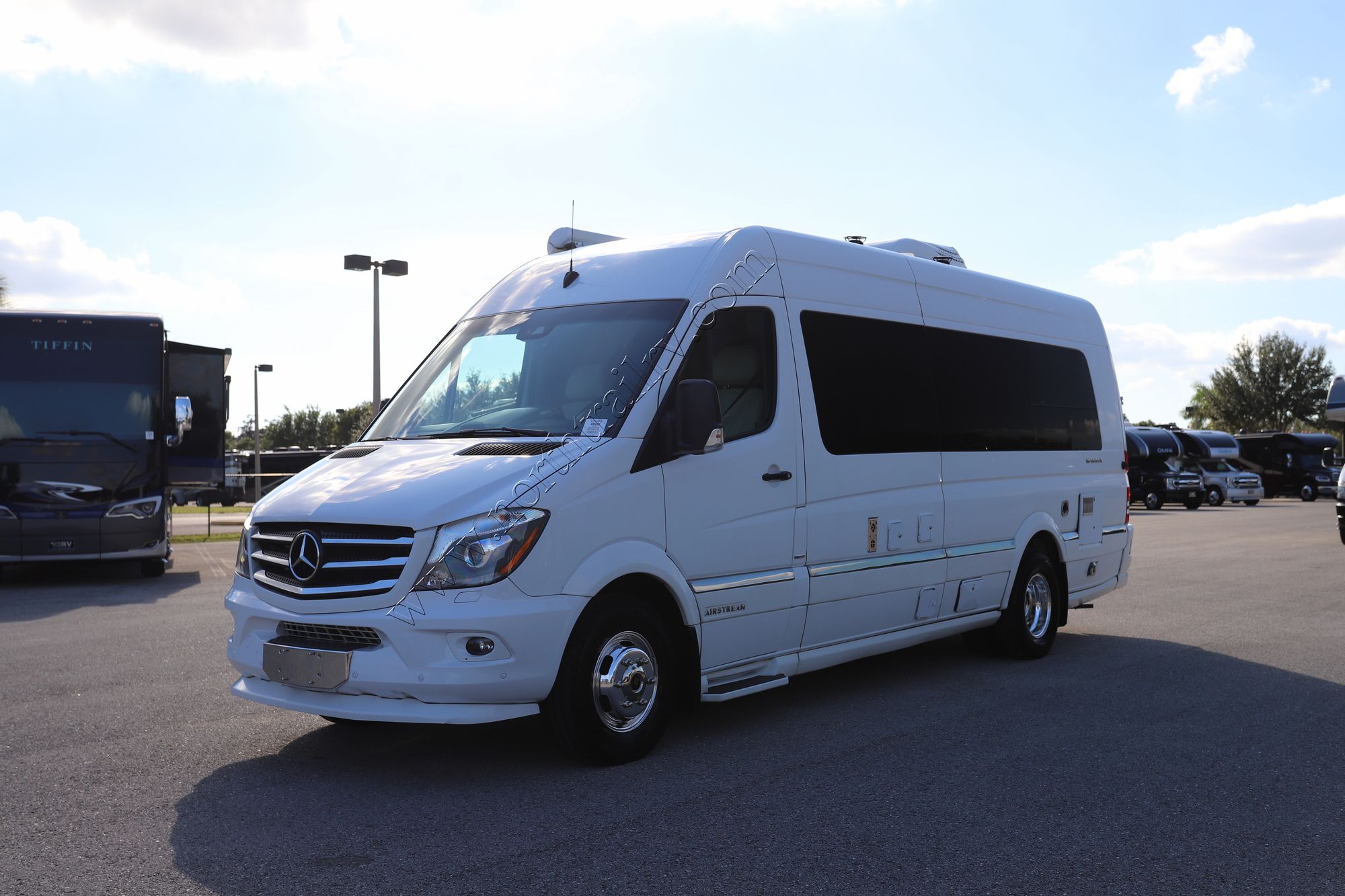 2016 Airstream Interstate LOUNGE EXT Class B Used For Sale