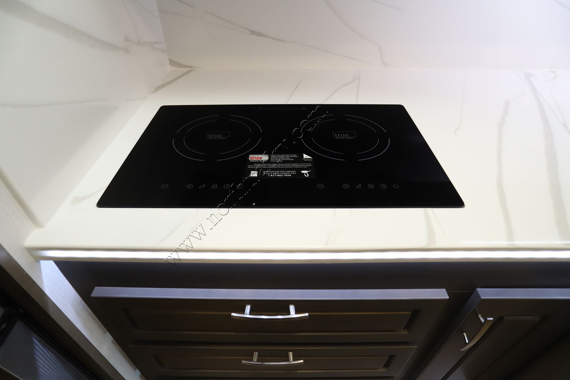 New 2026 Dynamax Dx3 32KD Super C  For Sale