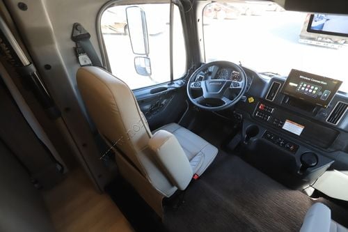 2026 Dynamax Dx3 32KD