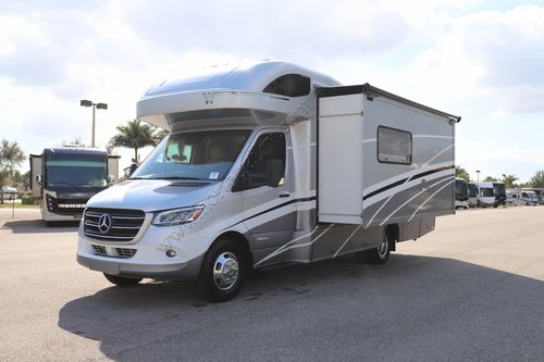 2023 Winnebago View 24D