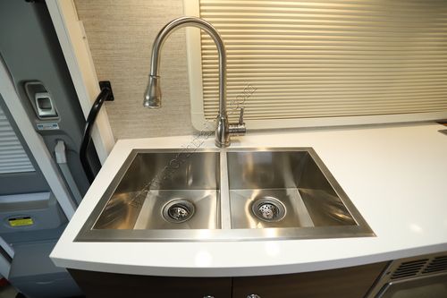 2023 Winnebago View 24D