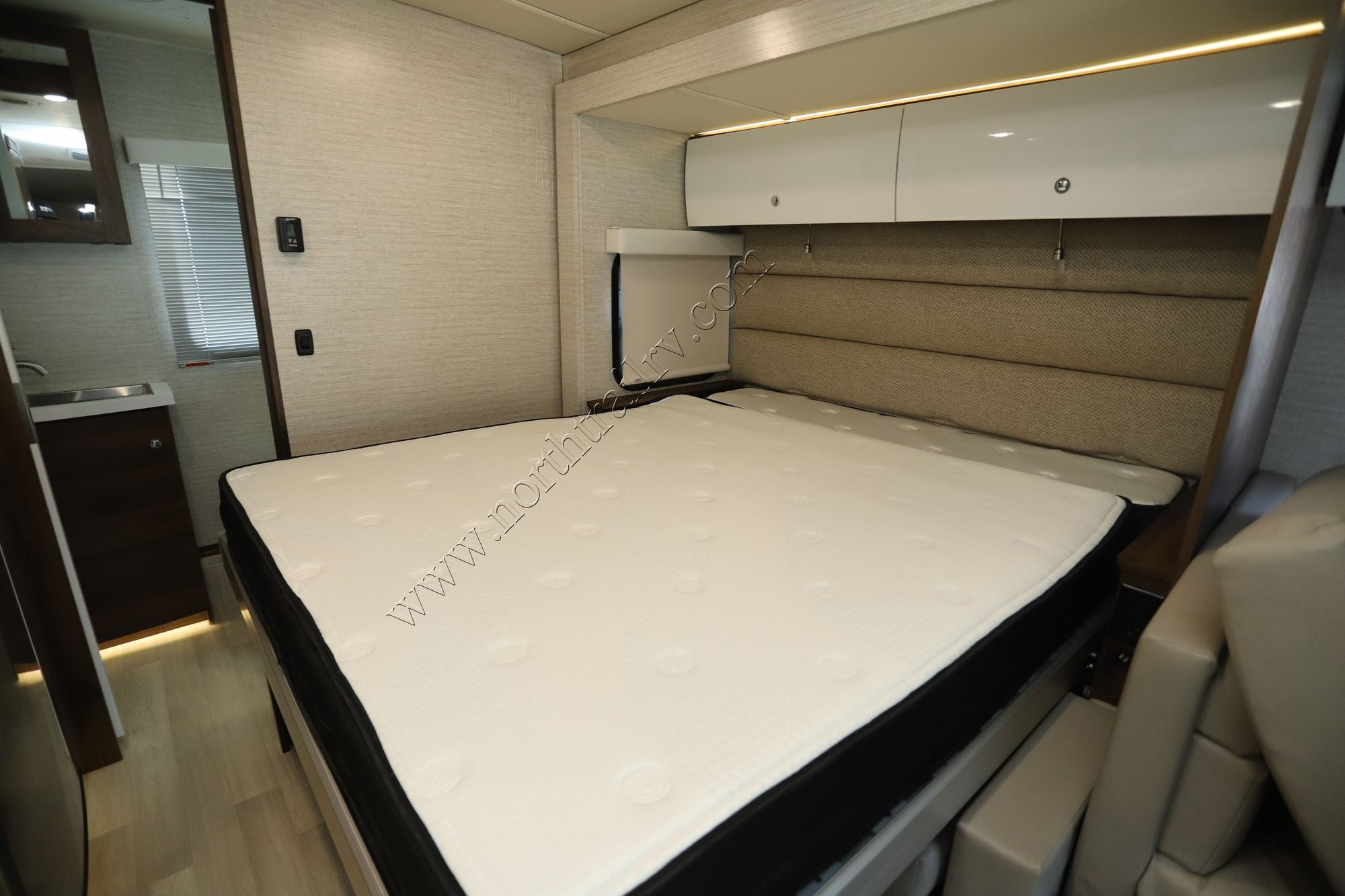 Used 2023 Winnebago View 24D Class C  For Sale