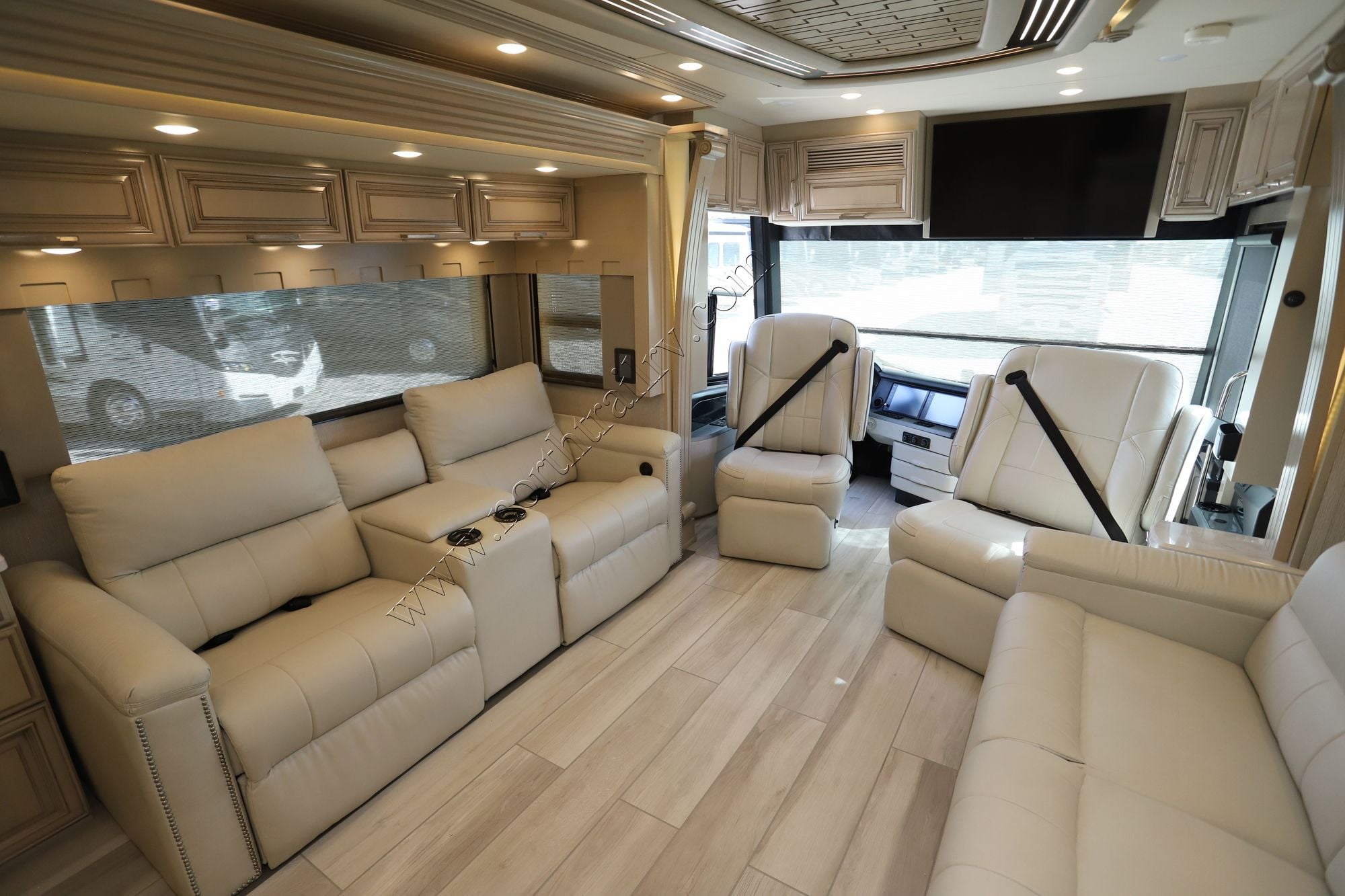 Used 2022 Newmar London Aire 4551 Class A  For Sale