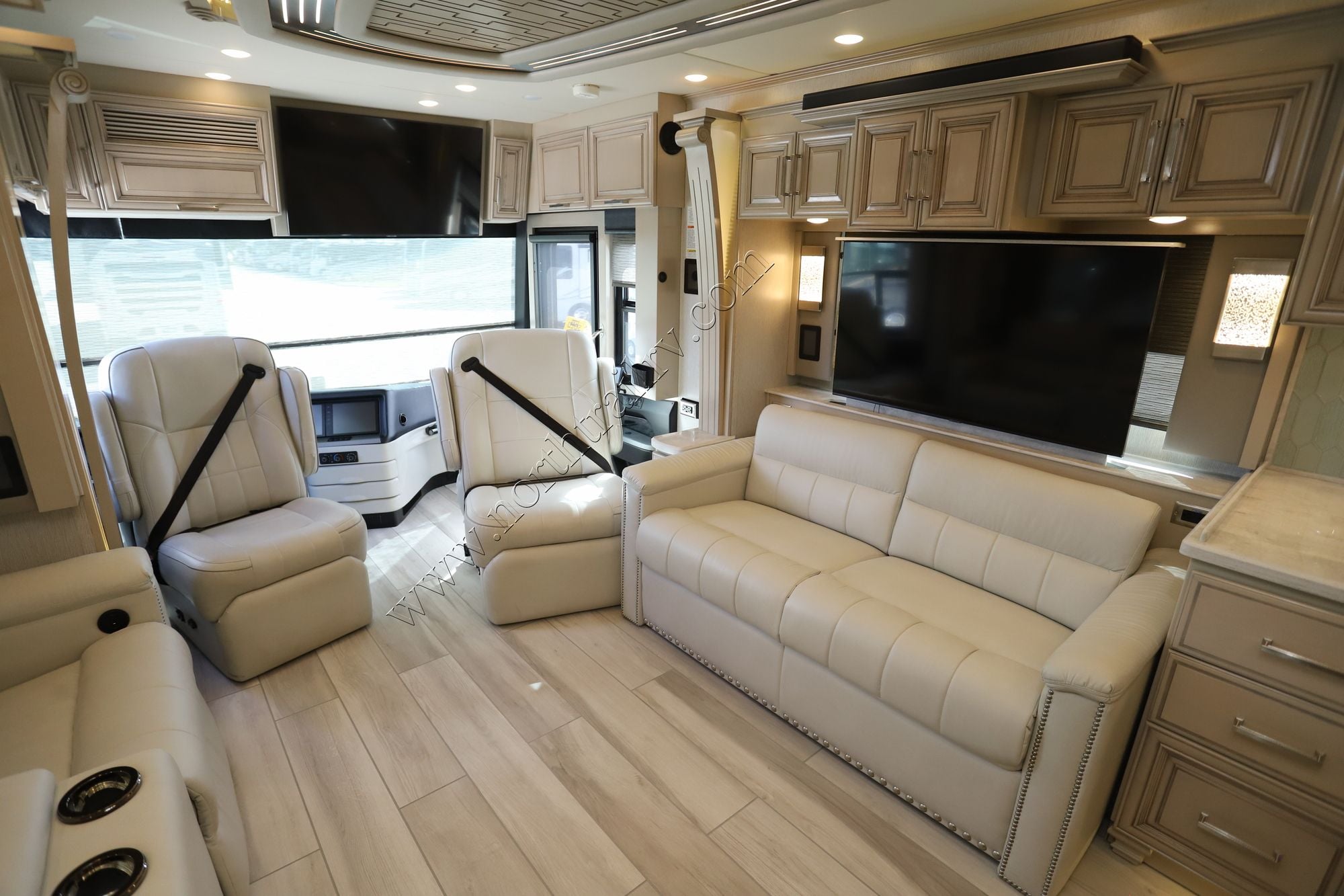 Used 2022 Newmar London Aire 4551 Class A  For Sale