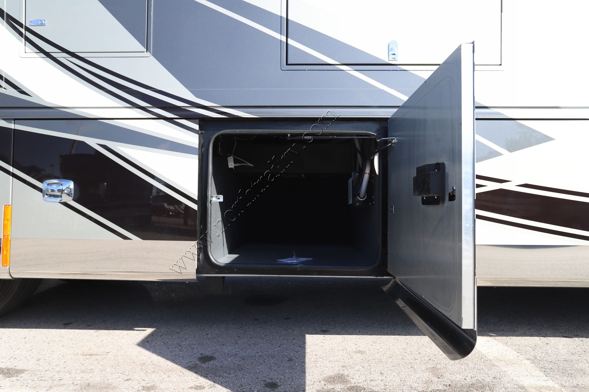 New 2026 Tiffin Motor Homes Allegro Bus 36AP Class A  For Sale