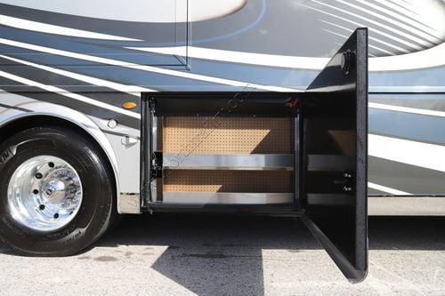 2023 Newmar Essex 4595