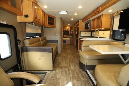 2016 Thor Palazzo 33.2