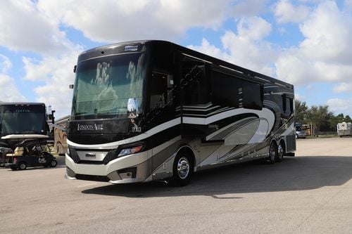 2022 Newmar London Aire 4551