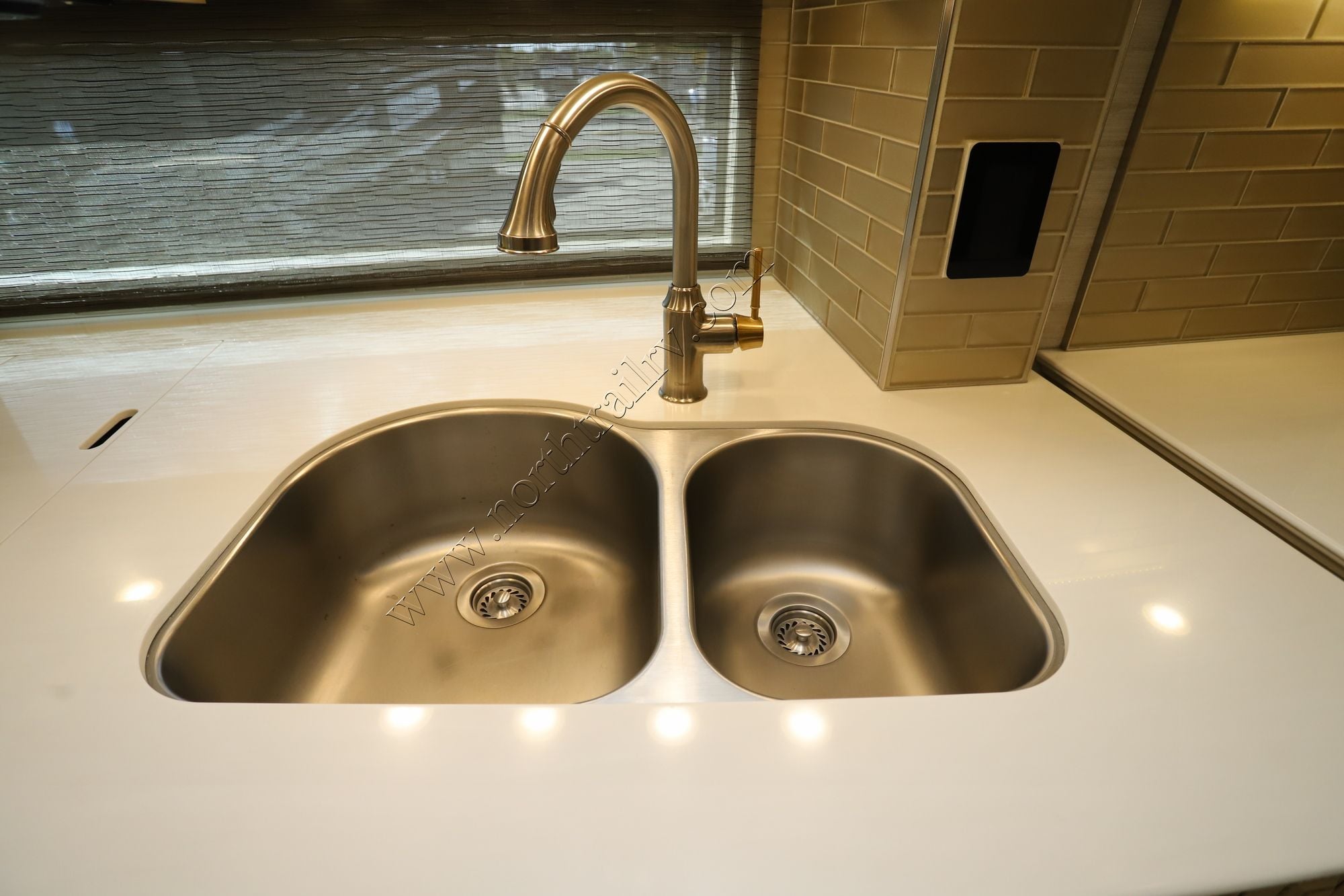 Used 2023 Newmar Essex 4595 Class A  For Sale