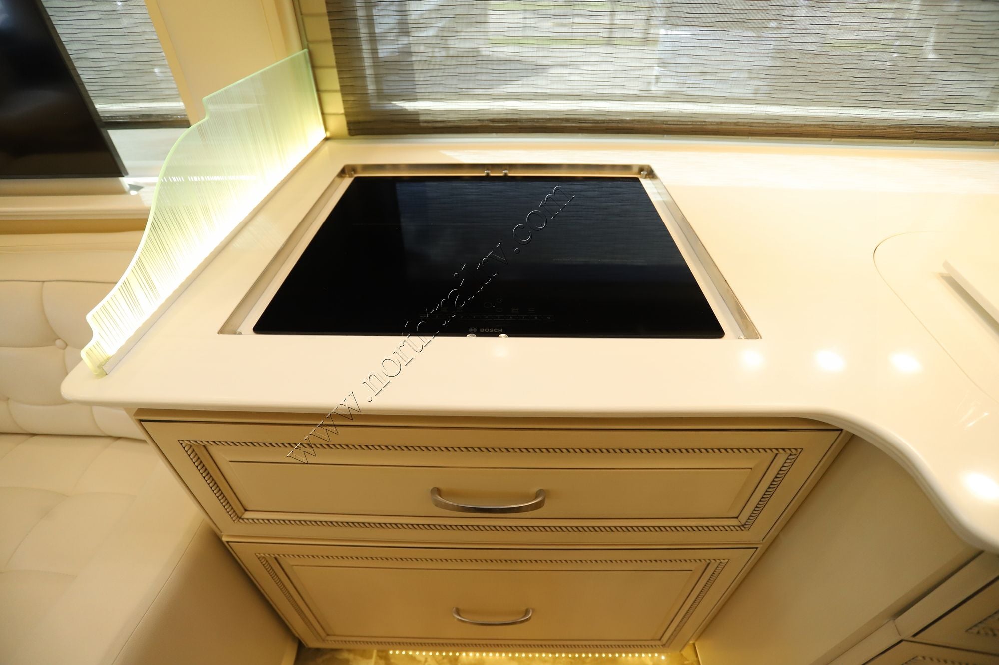 Used 2023 Newmar Essex 4595 Class A  For Sale