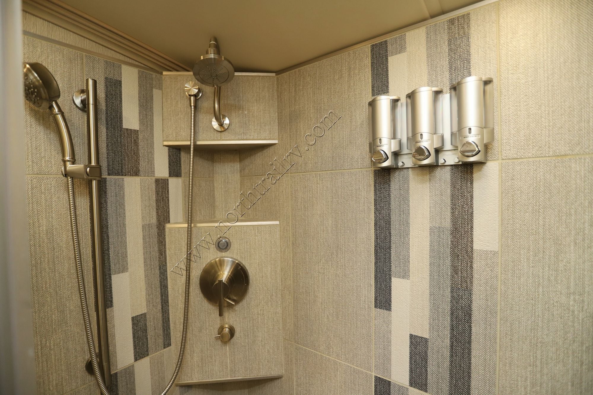 Used 2022 Newmar London Aire 4551 Class A  For Sale