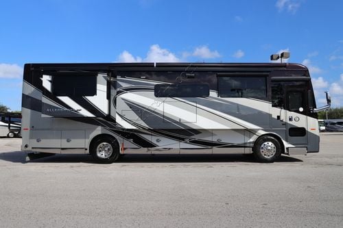 2026 Tiffin Motor Homes Allegro Bus 36AP Class A