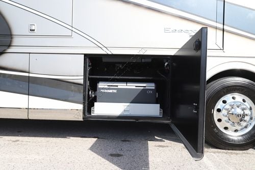 2023 Newmar Essex 4595