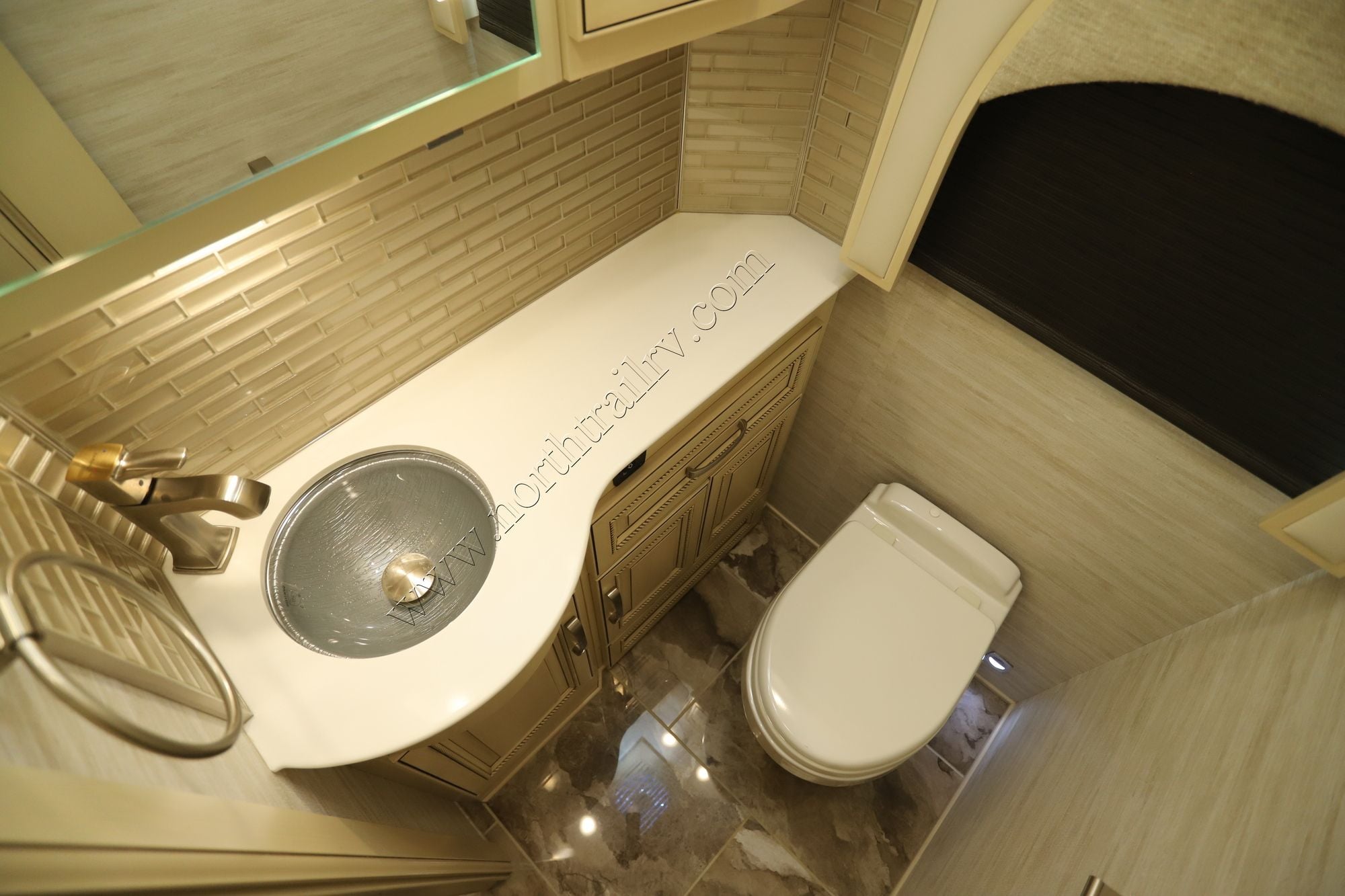 Used 2023 Newmar Essex 4595 Class A  For Sale