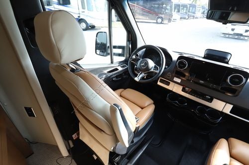 2026 Airstream Atlas AP