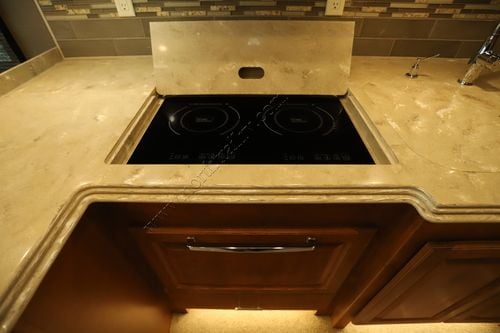 2018 Tiffin Motor Homes Phaeton 40AH