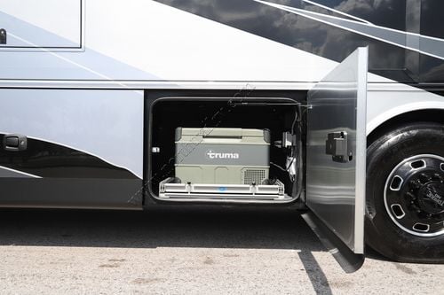 2026 Tiffin Motor Homes Allegro Bus 45BTP