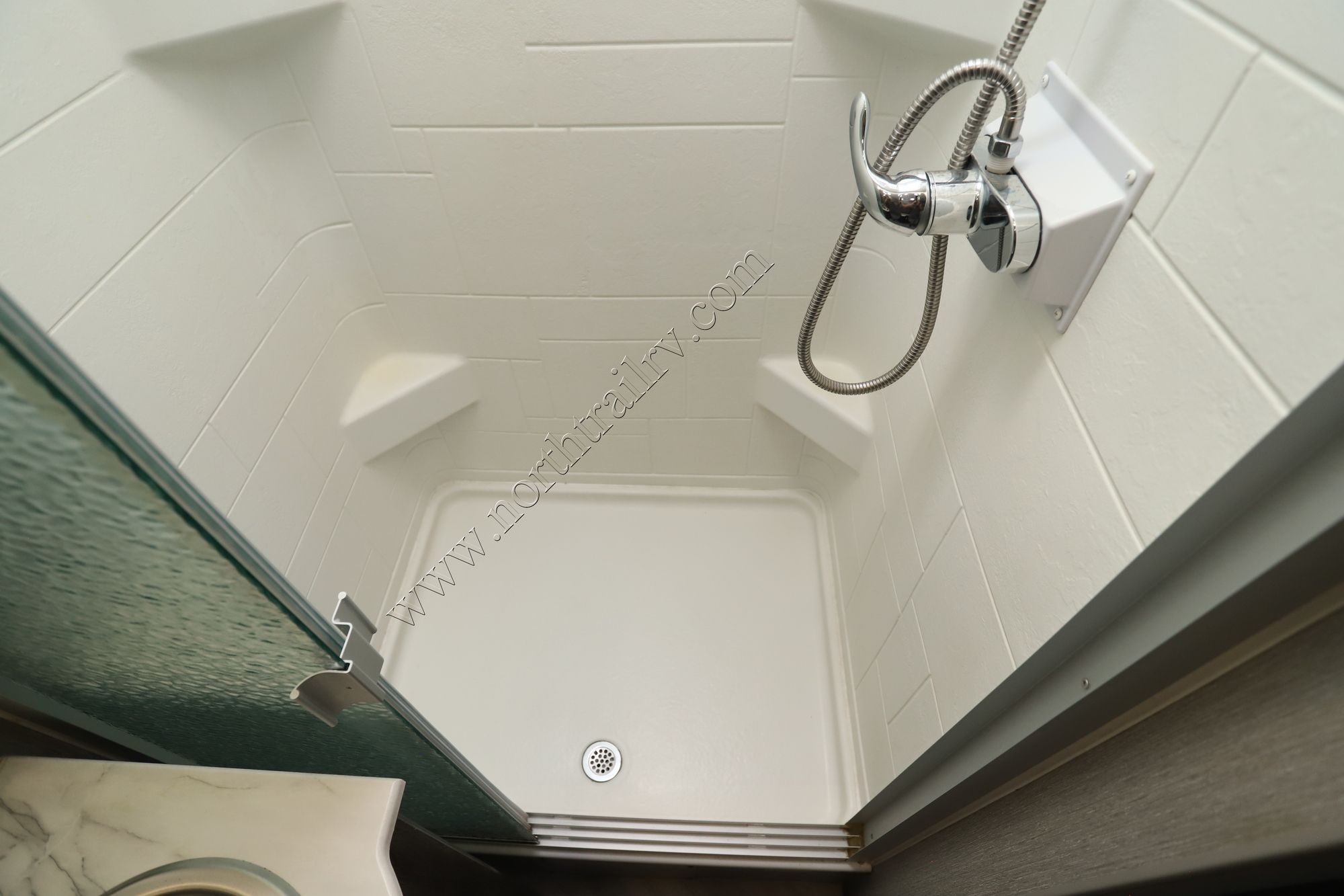 Used 2022 Holiday Rambler Invicta 32RW Class A  For Sale